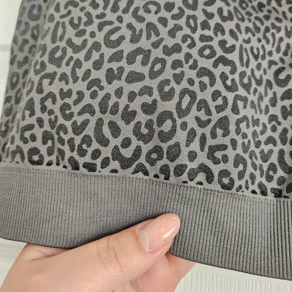 Puma Cheetah Print Gray/Black Women's Sports Bra Size M Crisscross Back - Picture 4 of 6